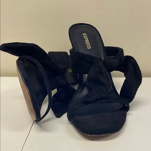 Express Women's Black Suede slip toe heels