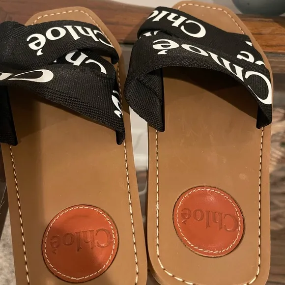 ❤️Final Price❤️Authentic Chloe’ Woody Logo Ribbon Slide Sandals