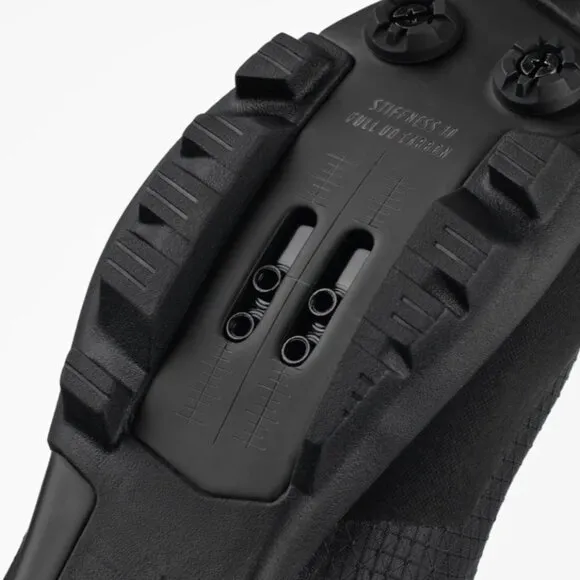 Fizik Vento Ferox Carbon Cycling Shoes