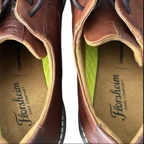 Florsheim Classic Brown Leather Men's Shoes Size 9