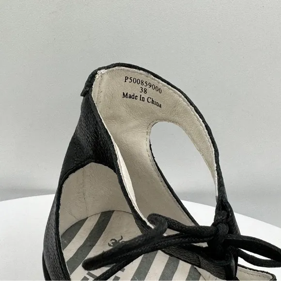 Fly London MURA859FLY Womens Sandals  Size EU 38  Color Black  NEW