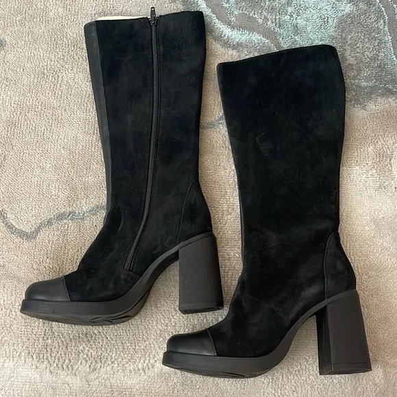 Fly London Susi Knee High Platform Boots. NEW