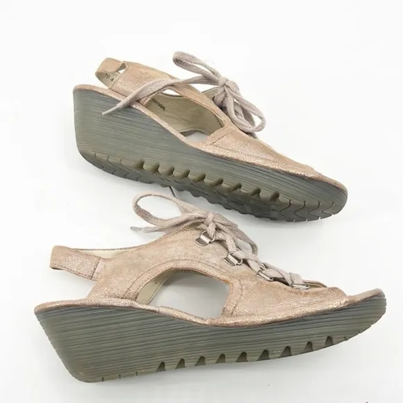 Fly London Ylfa Lace Up Leather Wedge Sandals Size 41 or 10 Gold Metallic