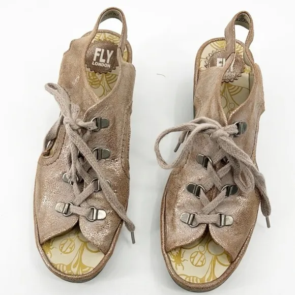 Fly London Ylfa Lace Up Leather Wedge Sandals Size 41 or 10 Gold Metallic