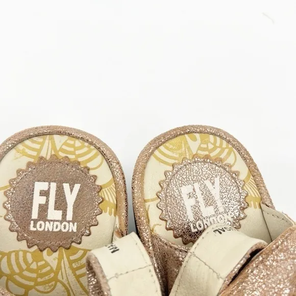 Fly London Ylfa Lace Up Leather Wedge Sandals Size 41 or 10 Gold Metallic