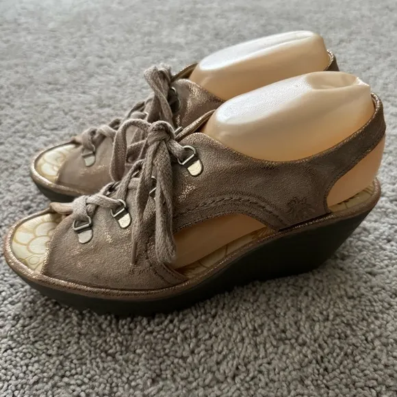Fly London Ylfa Metallic Leather Peep Toe Wedge Sandals Lace Up EUR 40 US 9-9.5