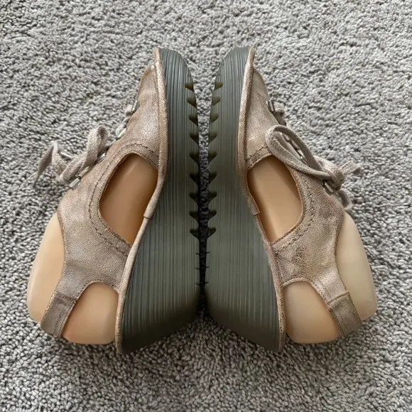 Fly London Ylfa Metallic Leather Peep Toe Wedge Sandals Lace Up EUR 40 US 9-9.5
