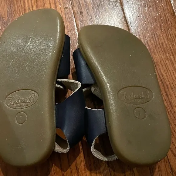 FOOTMATES TIDE - 1001 - NAVY leather sandals with buckles Size 7