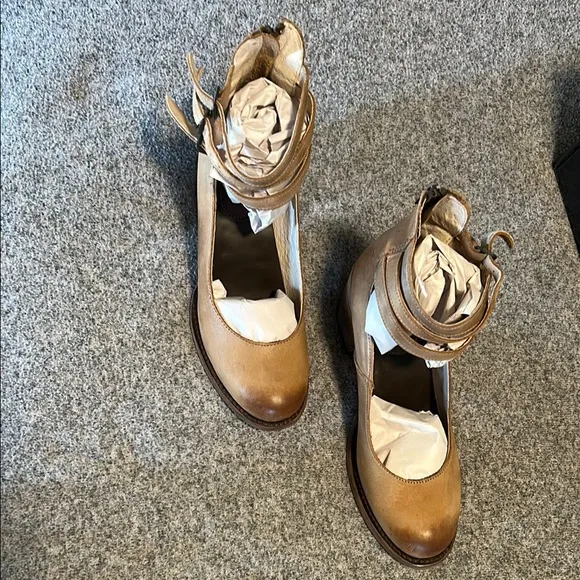 Free Bird Tan Heeled Boots with Adjustable Straps
