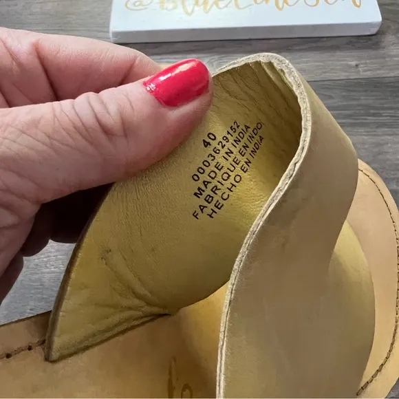 Free People Abilene One Toe Leather Sandals NWOT