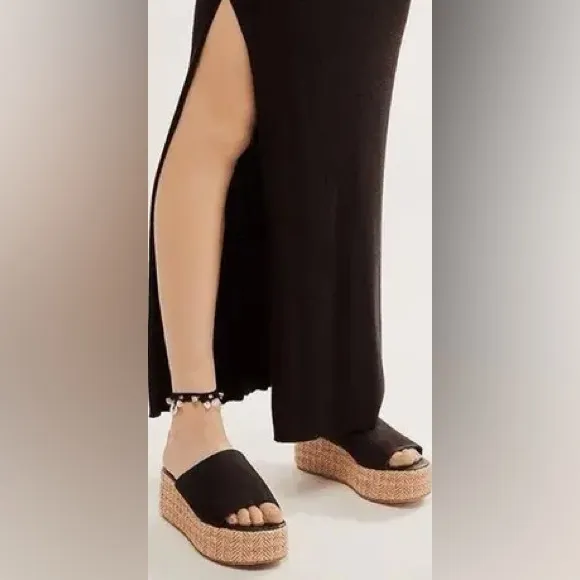 Free People Harbor Raffia Flatform Sandals - Black