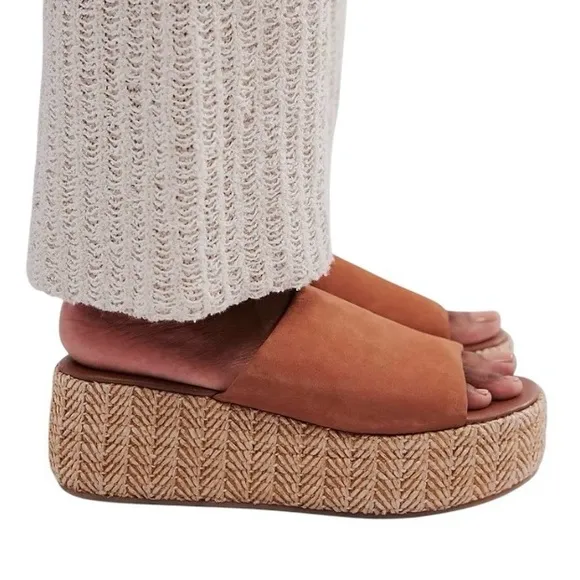 Free People Harbor Raffia Tan Leather Flatform Slide Sandals Size 9