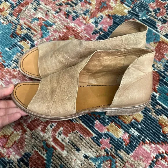 Free People Mont Blanc brown leather sandals Size 8