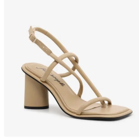 Free People Perth Sandal Beige Size 39 or 8.5