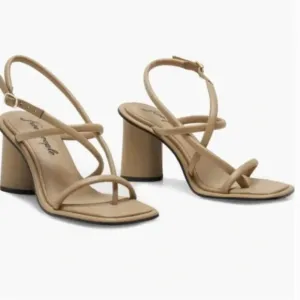 Free People Perth Sandal Beige Size 39 or 8.5
