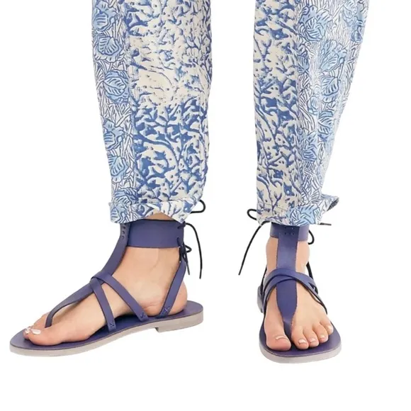 Free People Vacation Day Wrap‎ NavyVachet leather Sandals  39EU 9 US (G 111)