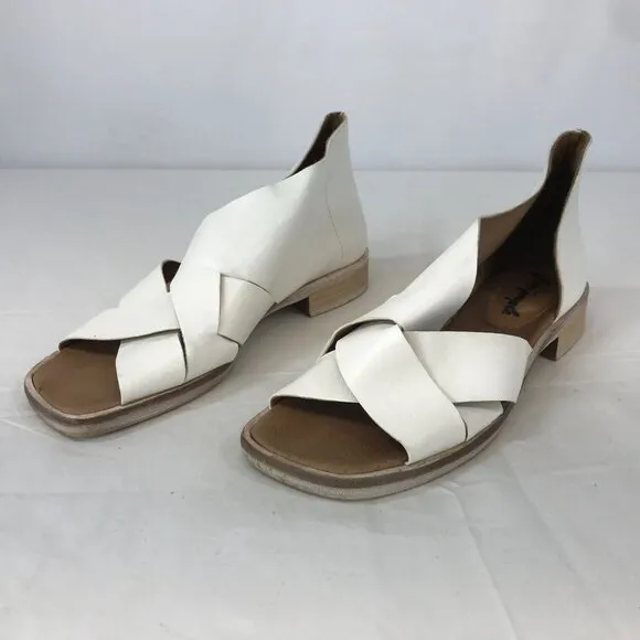FREE PEOPLE ~ WOMENS 38.5 ~ LEATHER OPEN TOE D'ORSAY SANDALS WHITE