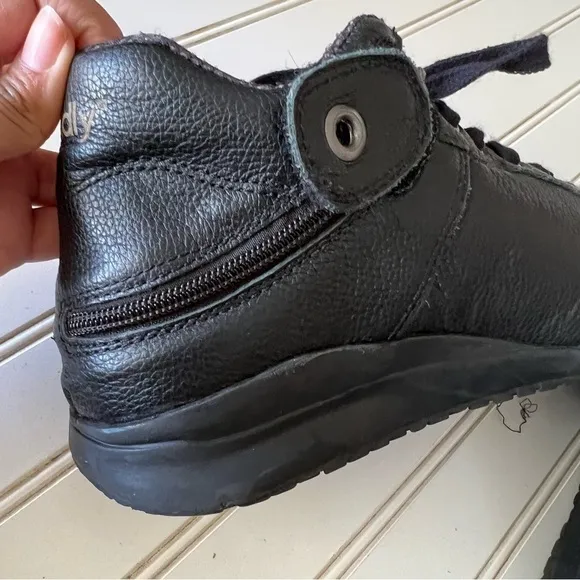 Friendly Adaptive Shoes Men's Medimoto Mid-Top Black Leather Shoe 10WW MENS