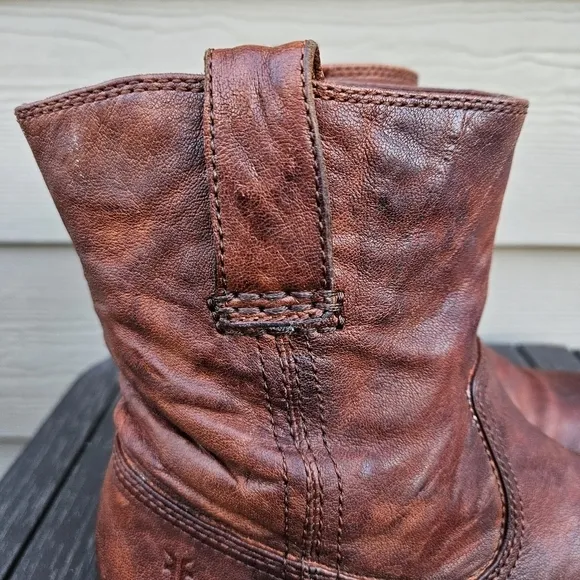 Frye Anna Shortie Boot cognac brown distressed leather style 3471055 size 7 M
