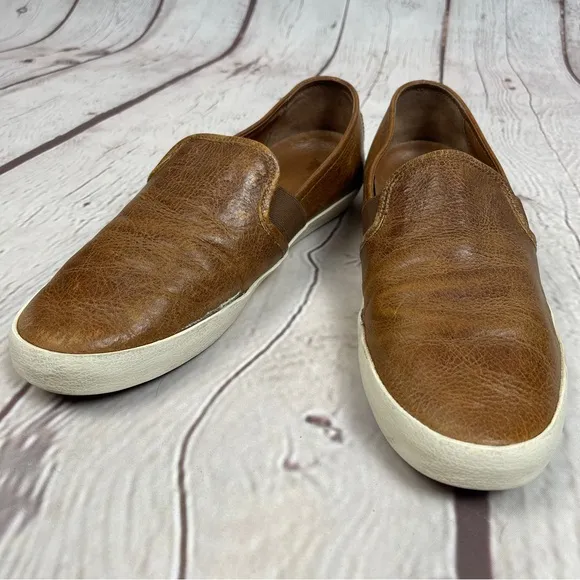 FRYE Dylan men's cognac brown leather slip-on loafer shoes, size 9.5