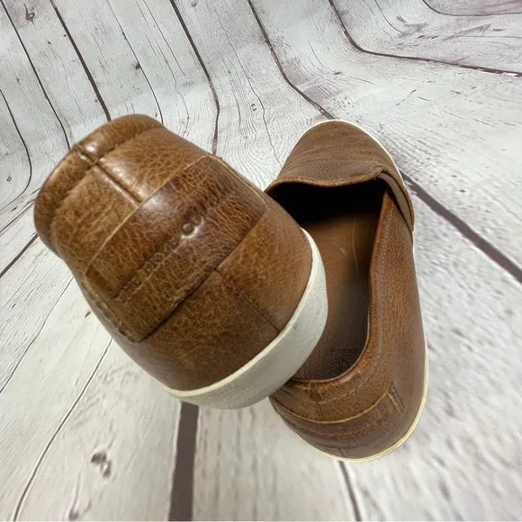 FRYE Dylan men's cognac brown leather slip-on loafer shoes, size 9.5