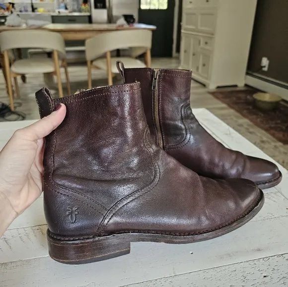 Frye Oliver Zip Leather Ankle Boots