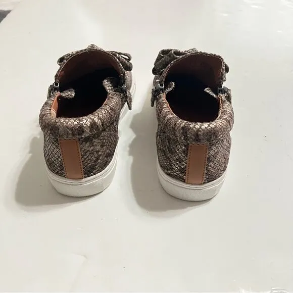 Gentle Souls Animal Print Hale Ribbon Sneakers Size 6