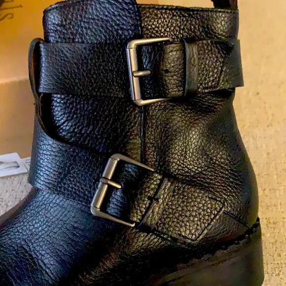 Gentle Souls Best of Moto Boots NWOT black  size 7