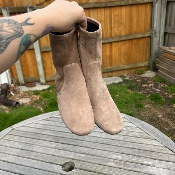 Gentle Souls By Kenneth Cole Emily Suede Side Zip Boots Size 8.5