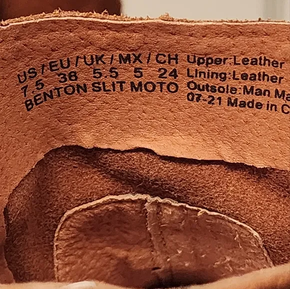 GENTLE SOULS x Kenneth Cole Benton Slit Moto in Color luggage size 7.5