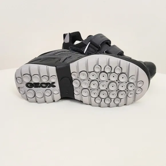 Geox J New Savage Boy Sneakers Shoes U.S. Size 11 Little Kid Navy Gray Active