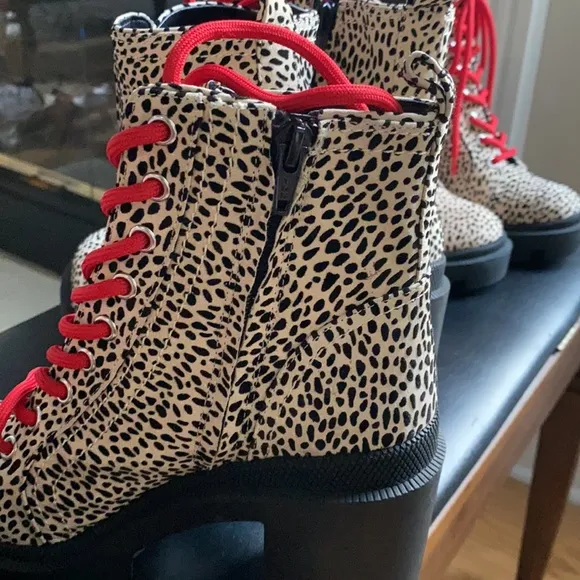 Gianni Bini Ryedderr Heeled Lug Sole Combat Boots.