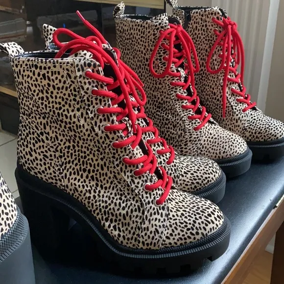 Gianni Bini Ryedderr Heeled Lug Sole Combat Boots.