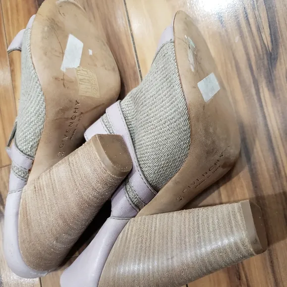 Givenchy peep toe open heels leather sandals Size 38 us 7 1/2 dusty mauve