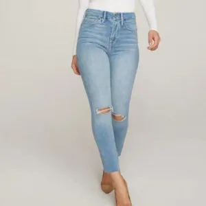 GOOD AMERICAN Good Waist Crop Raw Edge Jeans Size 6 / 28
