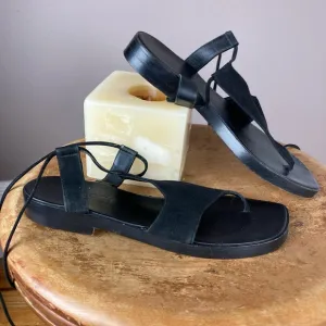 Gucci Leather Sandals - 37C