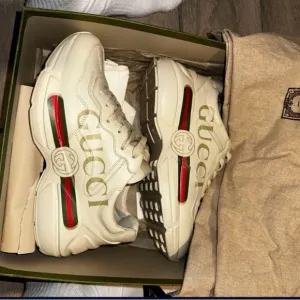 Gucci Men's Cream Sneakers