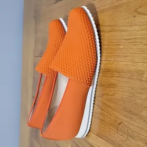 Hassia Piacenzia size 9.5 (7.5 UK) stretch schwartz burnt orange slip on…