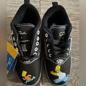 Heelys SIMPSON'S Pro 20 Bart &amp; Homer Sneakers Skates Shoes Purple Black NEW