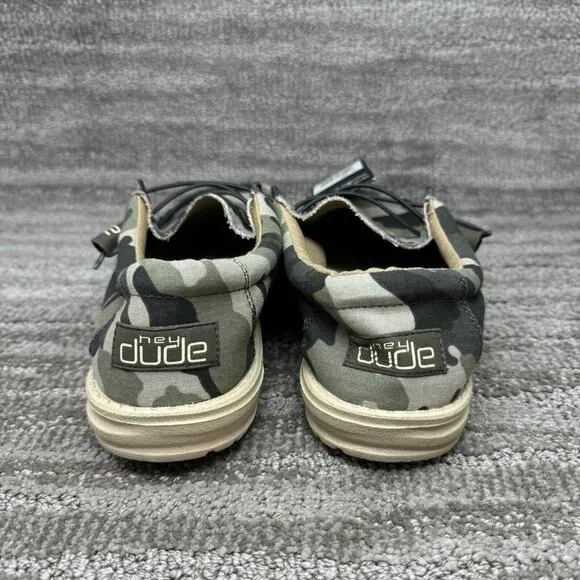 Hey Dude Wally Camouflage Multi Camo Shoes Slip On Men’s Size 9 BRAND NEW