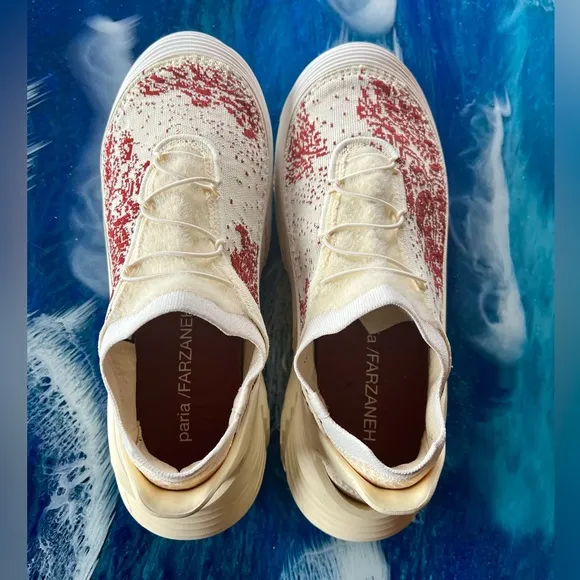 HOKA Mens 11 Women’s 12 Restore Chukka Paria Farzaneh CREAM NEW Worn Once