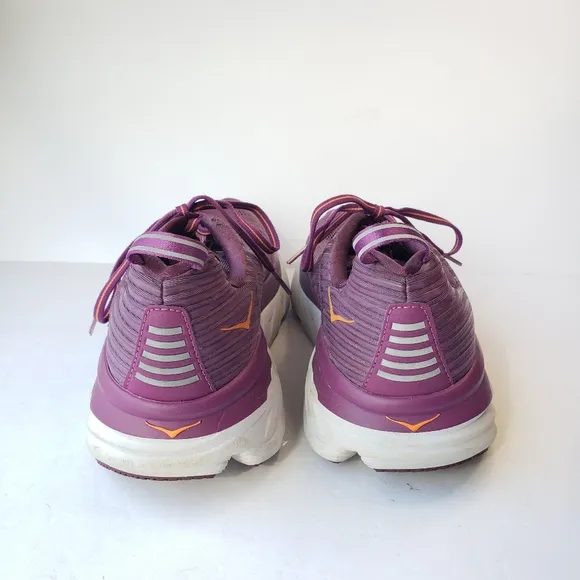 Hoka One One Bondi 6 purple running shoes