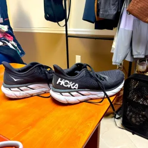 HOKA One One Clifton 7 Men’s Running Shoes – Size 10 | Good Condition