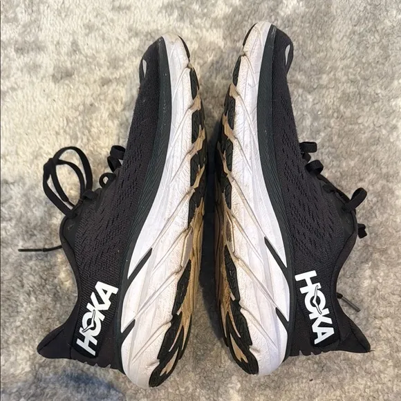 Hoka One One Clifton Black Running Shoes Sneakers