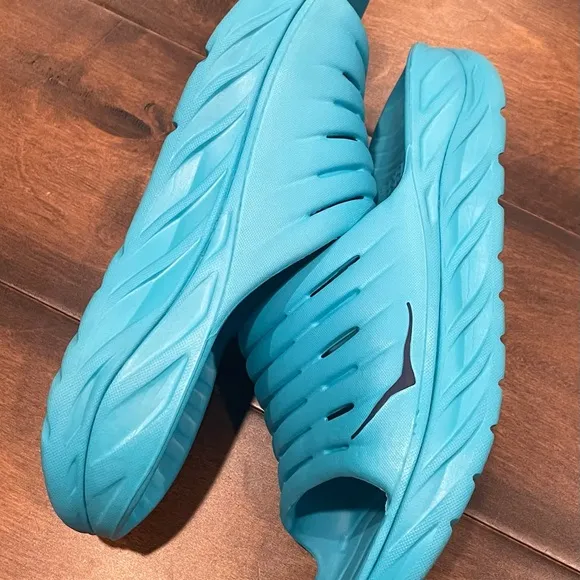 Hoka One One Ora Recovery Slide NWOT