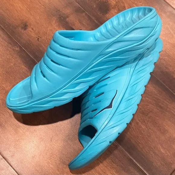 Hoka One One Ora Recovery Slide NWOT
