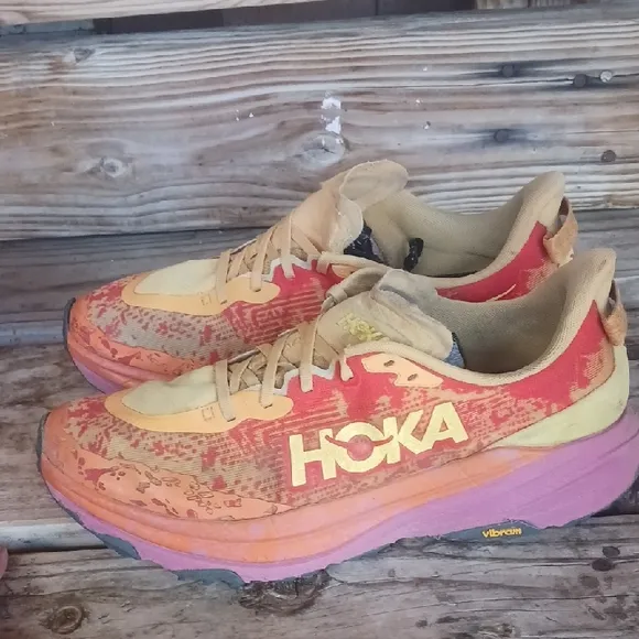 HOKA Speedgoat 6 Multicolor Running Shoes