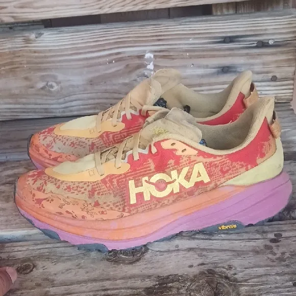 HOKA Speedgoat 6 Multicolor Running Shoes
