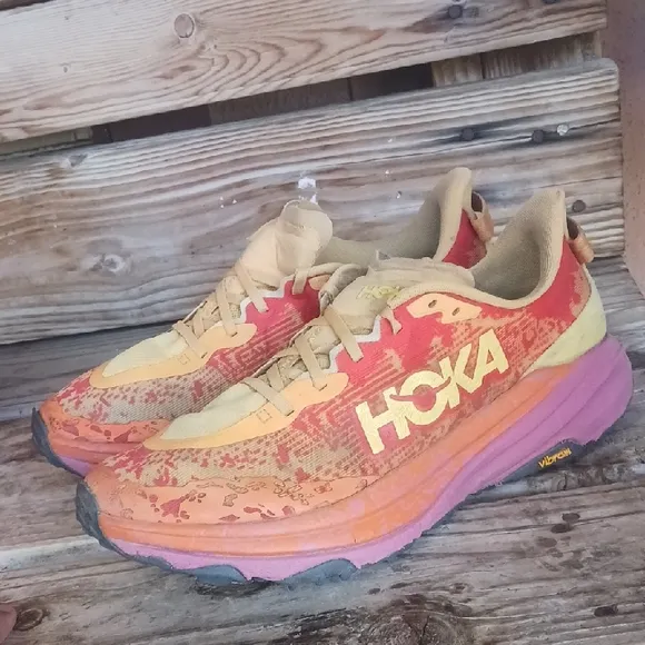 HOKA Speedgoat 6 Multicolor Running Shoes