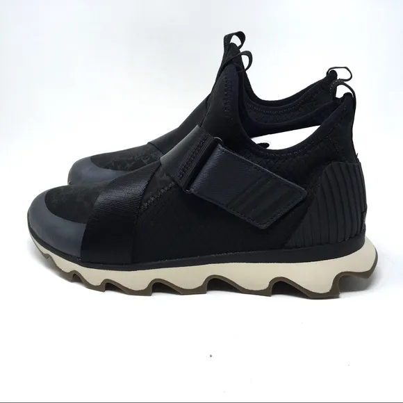 🎉Host Pick🎉Sorel Kinetic Sneaker Black/White Slip-on Shoes, Sz 9.5